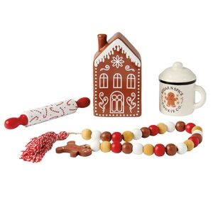 NIB Aldi Gingerbread House Collection Tier Tray Decor